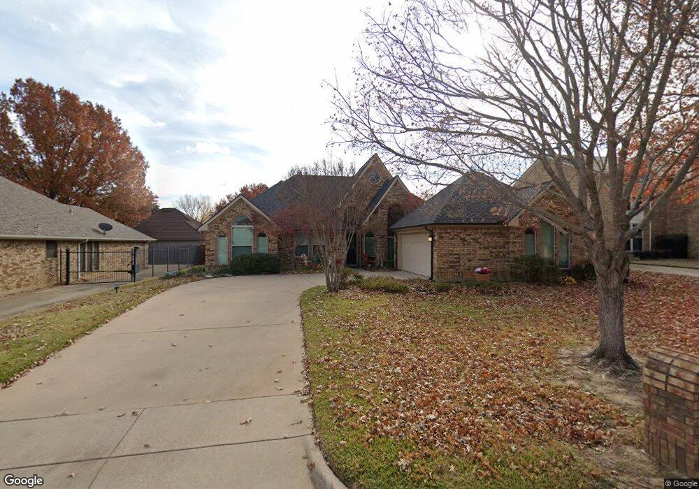 709 Herman Dr, Hurst, TX 76054 - photo 1