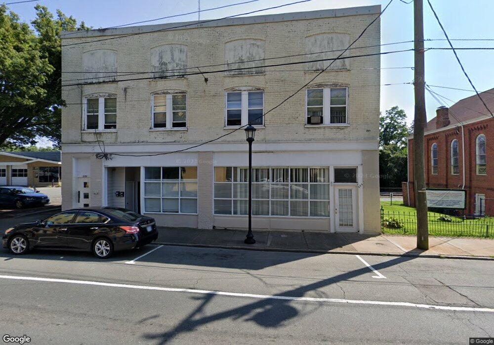 620-622 W Main St, Charlottesville, VA 22903 - photo 1