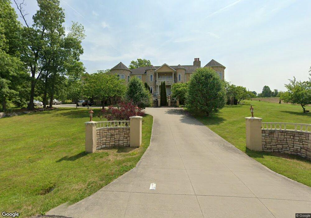 2085 Charles Ln, Akron, OH 44333 - photo 1