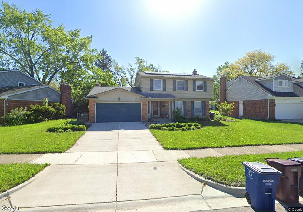 2210 Georgetown Blvd, Ann Arbor, MI 48105 - photo 1