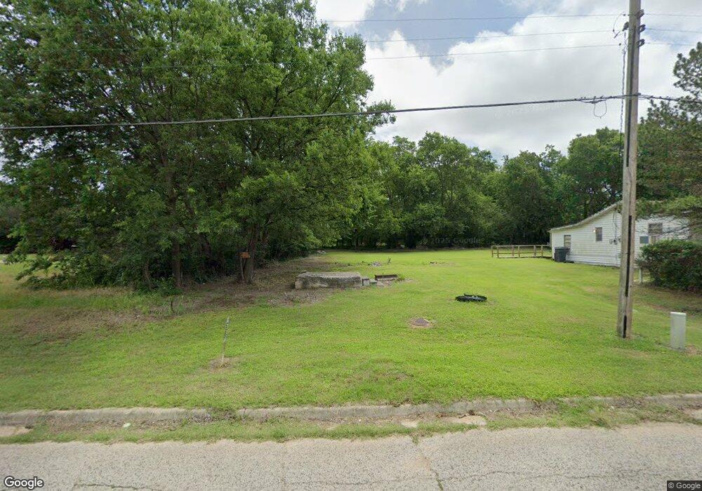 826 L St NE, Ardmore, OK 73401 - photo 1