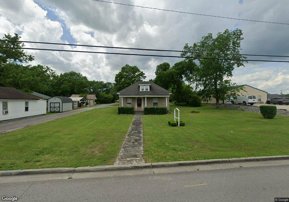 803 Lipscomb St, Shelbyville, TN 37160 - photo 1
