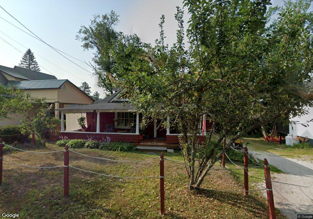 221 Mechanic St, North Conway, NH 03860 - photo 1