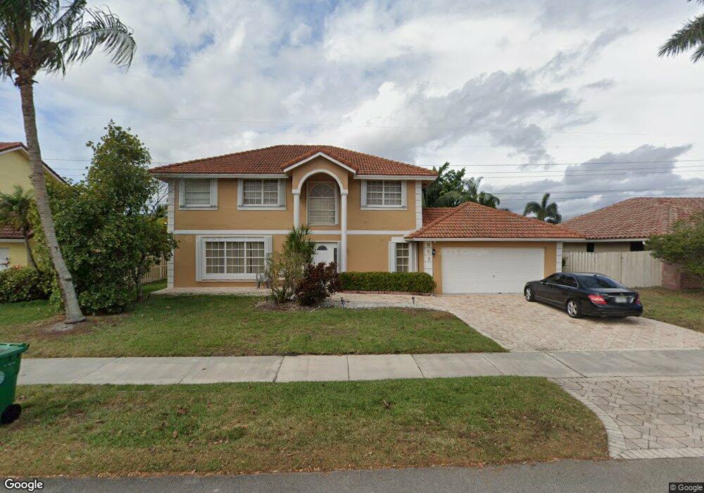 851 Amherst Ave, Davie, FL 33325 - photo 1