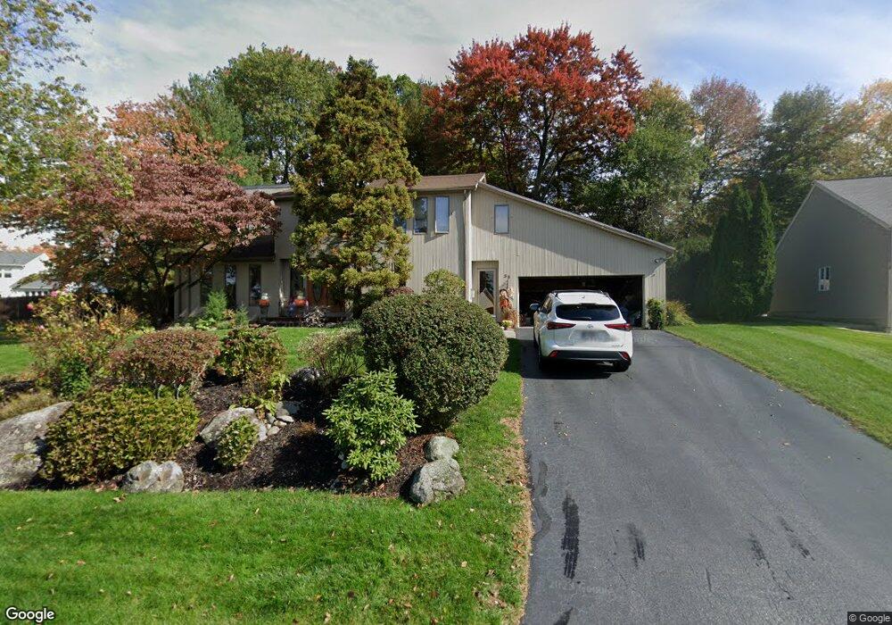 35 Foxglove Dr, Cranston, RI 02920 - photo 1