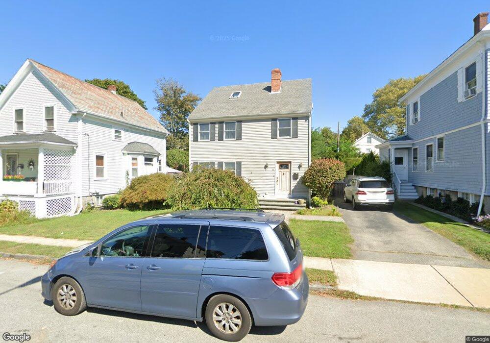 11 Peckham Ave, Newport, RI 02840 - photo 1