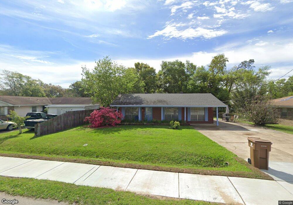213 E 2nd St, Gulfport, MS 39507 - photo 1