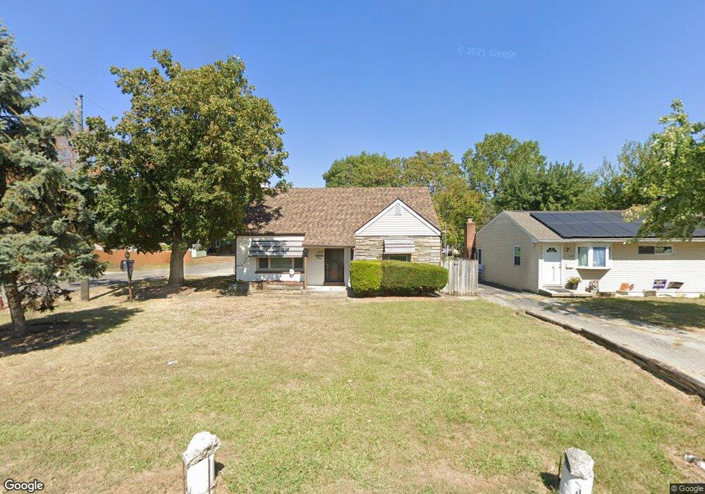 2222 Ferris Rd, Columbus, OH 43224 - photo 1