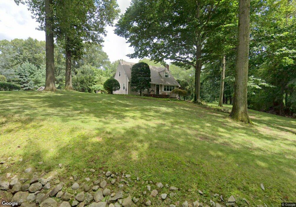 330 Old Tappan Rd, Old Tappan, NJ 07675 - photo 1