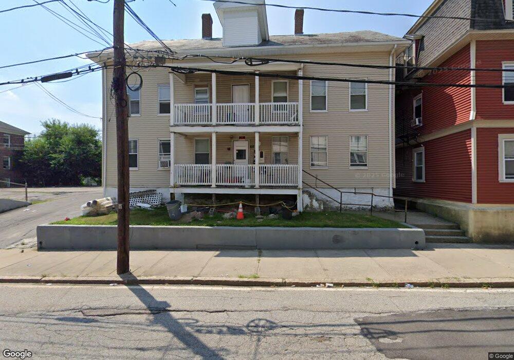 611 E School St, Woonsocket, RI 02895 - photo 1