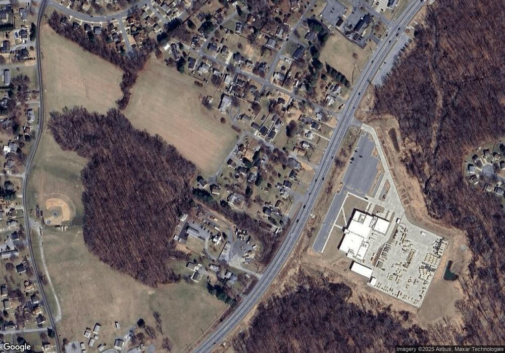 1023 Waite Ave, Sykesville, MD 21784 - photo 1