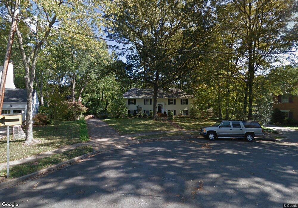 900 Danton Ln, Alexandria, VA 22308 - photo 1