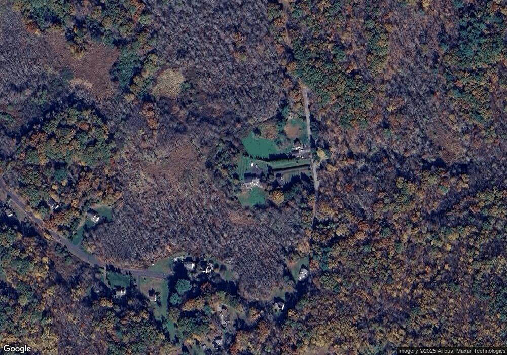 521 Shadduck Rd, Middlebury, CT 06762 - photo 1