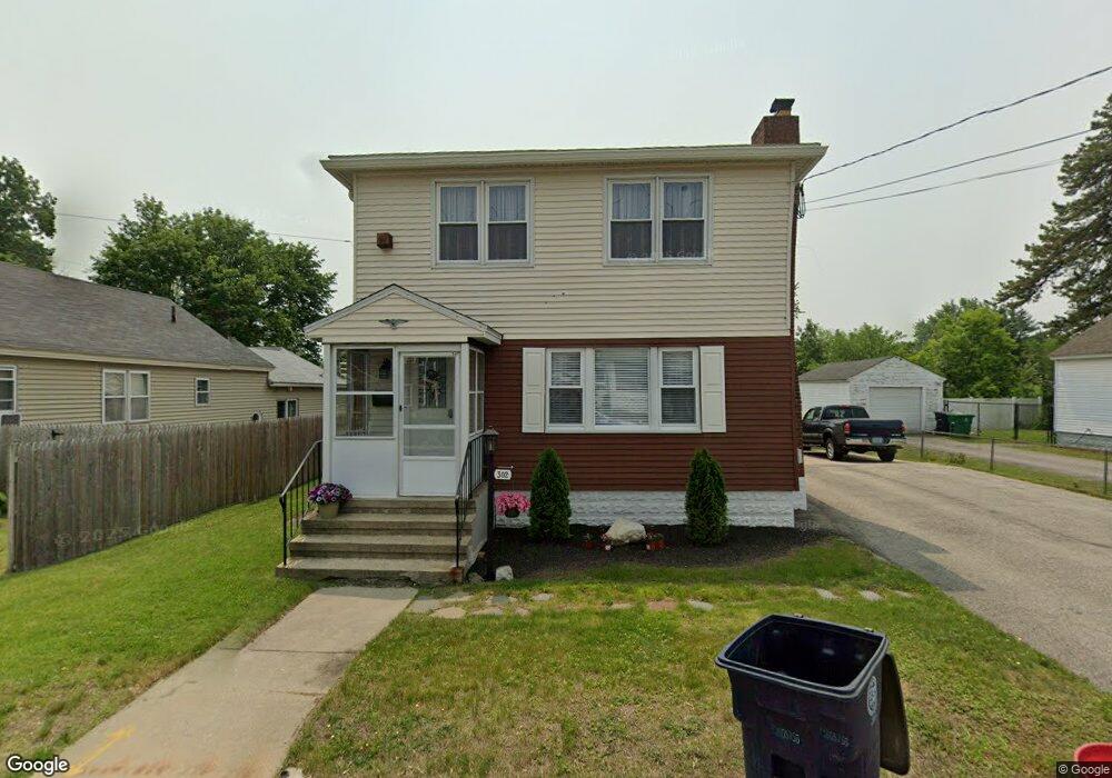 302 Lake St, Nashua, NH 03060 - photo 1