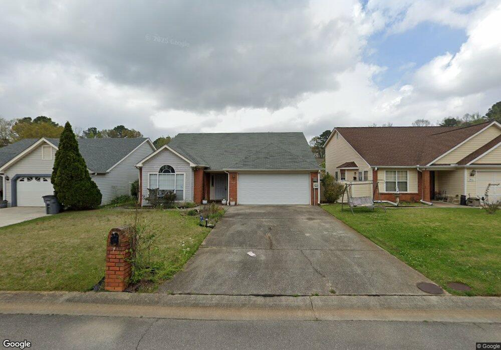 1712 Lake Park Cir, Center Point, AL 35215 - photo 1