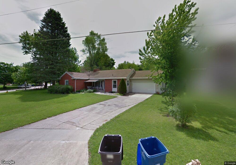 1514 Linden Ln, Des Moines, IA 50315 - photo 1