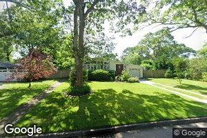 425 Renee Dr, Bayport, NY 11705