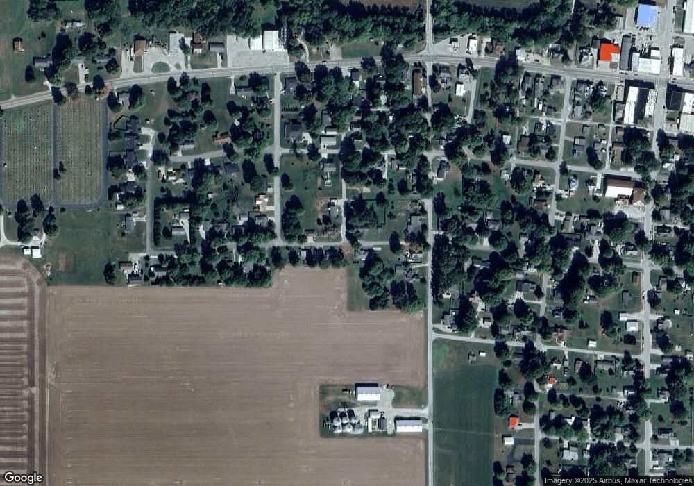 302 S Mcclure St unit 304, Wingate, IN 47994 - photo 1