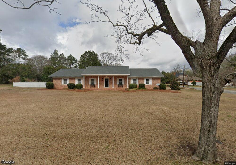 501 W Smith St, Claxton, GA 30417 - photo 1