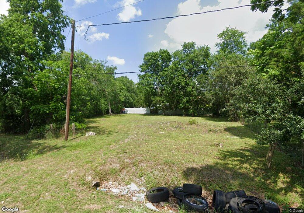 10418 Raymondville Rd, Houston, TX 77093 - photo 1