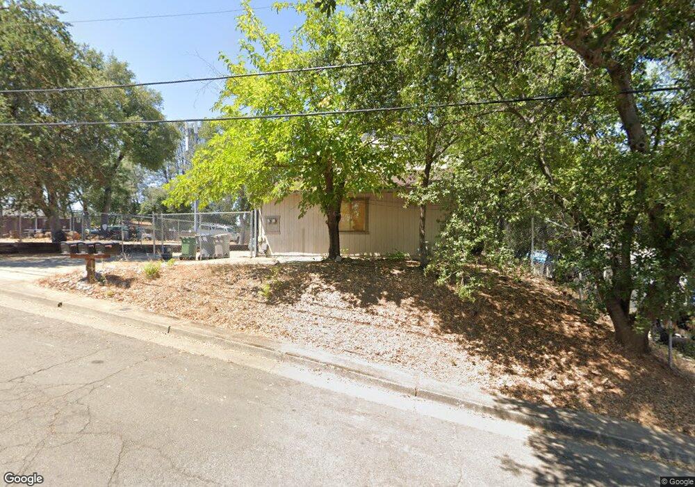 1340 Elmwood St, Redding, CA 96001 - photo 1