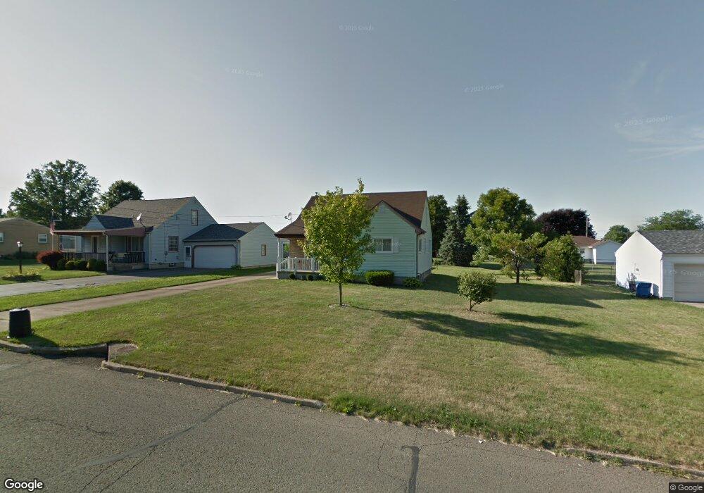 385 Brandon Ave, Struthers, OH 44471 - photo 1