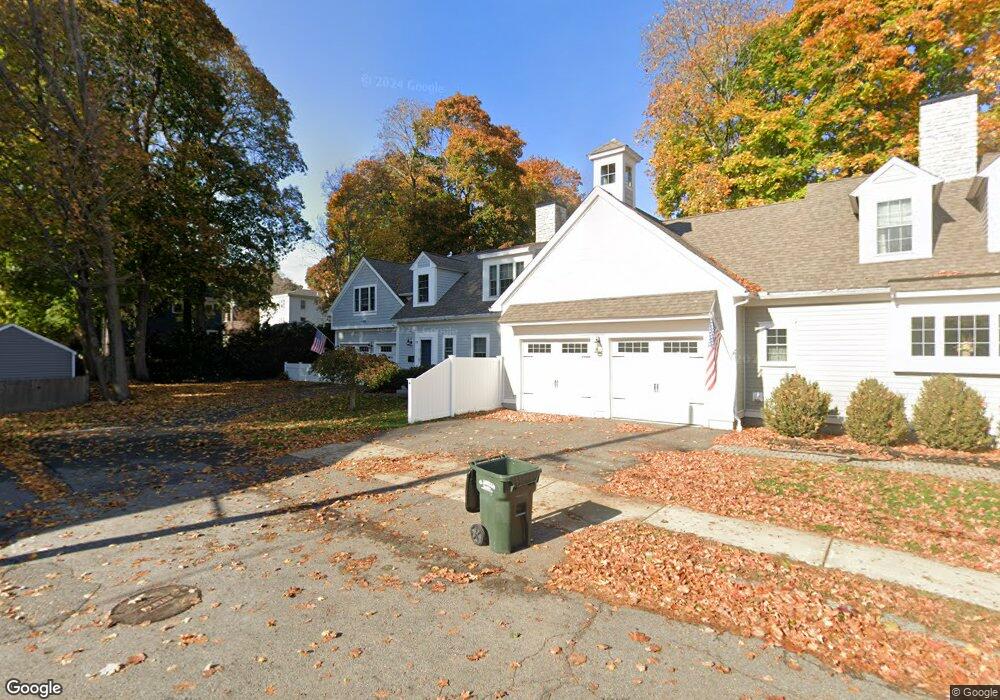 24 Collins St, Newburyport, MA 01950 - photo 1