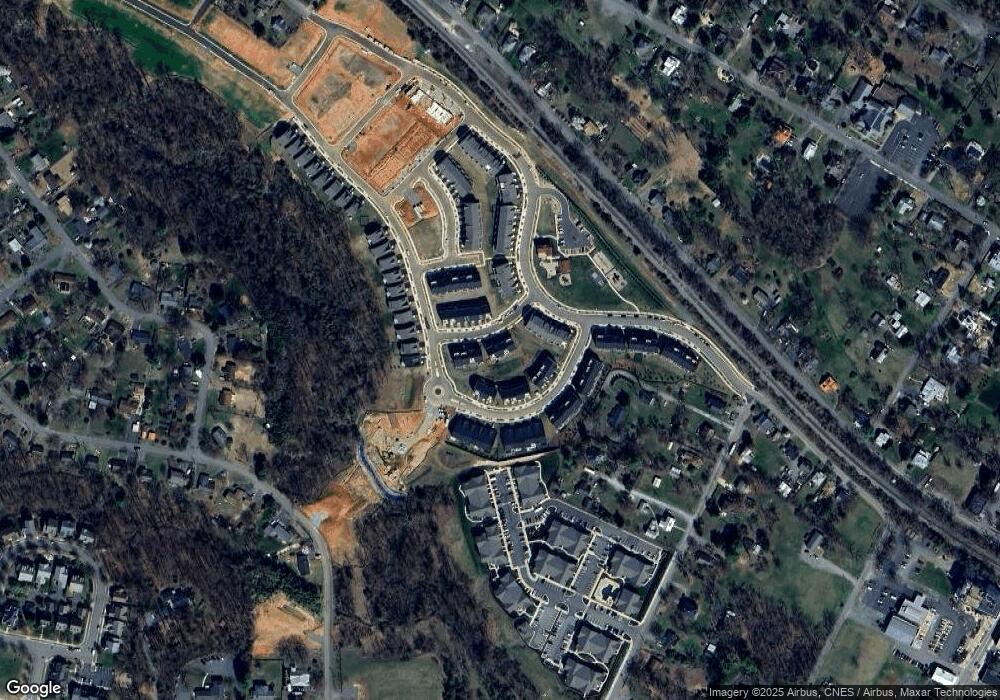 4520 Dupree St, Crozet, VA 22932 - photo 1