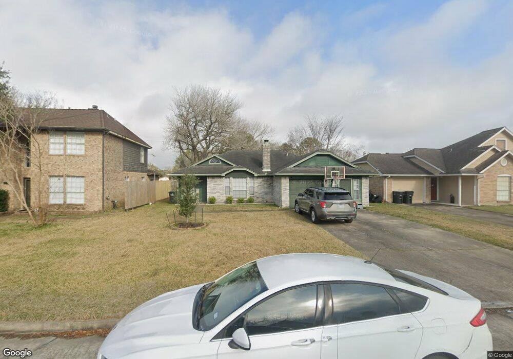 3204 Wood Fox Dr, Alvin, TX 77511 - photo 1