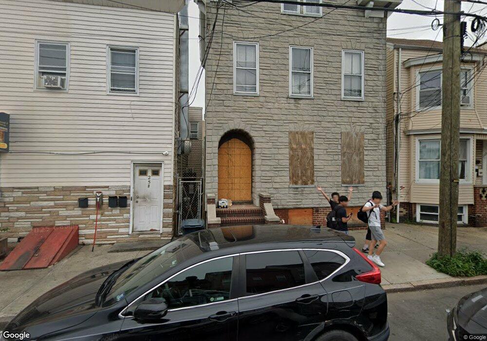 253 Walnut St, Newark, NJ 07105 - photo 1