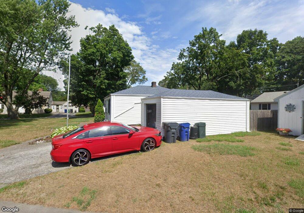 14 Circuit Dr, Warwick, RI 02889 - photo 1