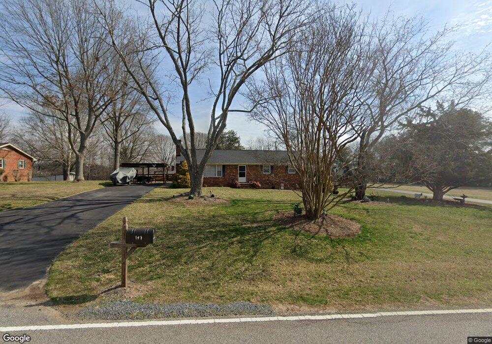 133 Berry Rd, Boiling Springs, SC 29316 - photo 1