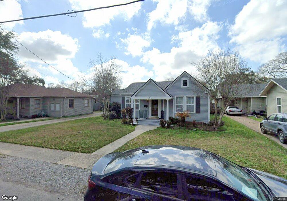 109 W Lawrence St, New Iberia, LA 70563 - photo 1