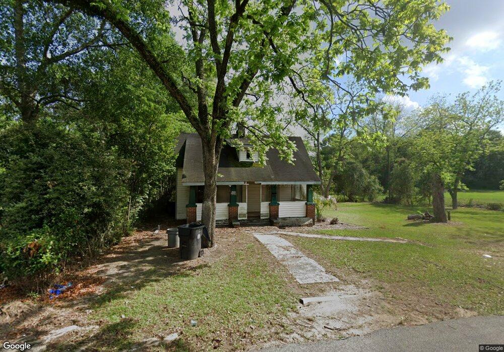 806 W Oconee St, Fitzgerald, GA 31750 - photo 1