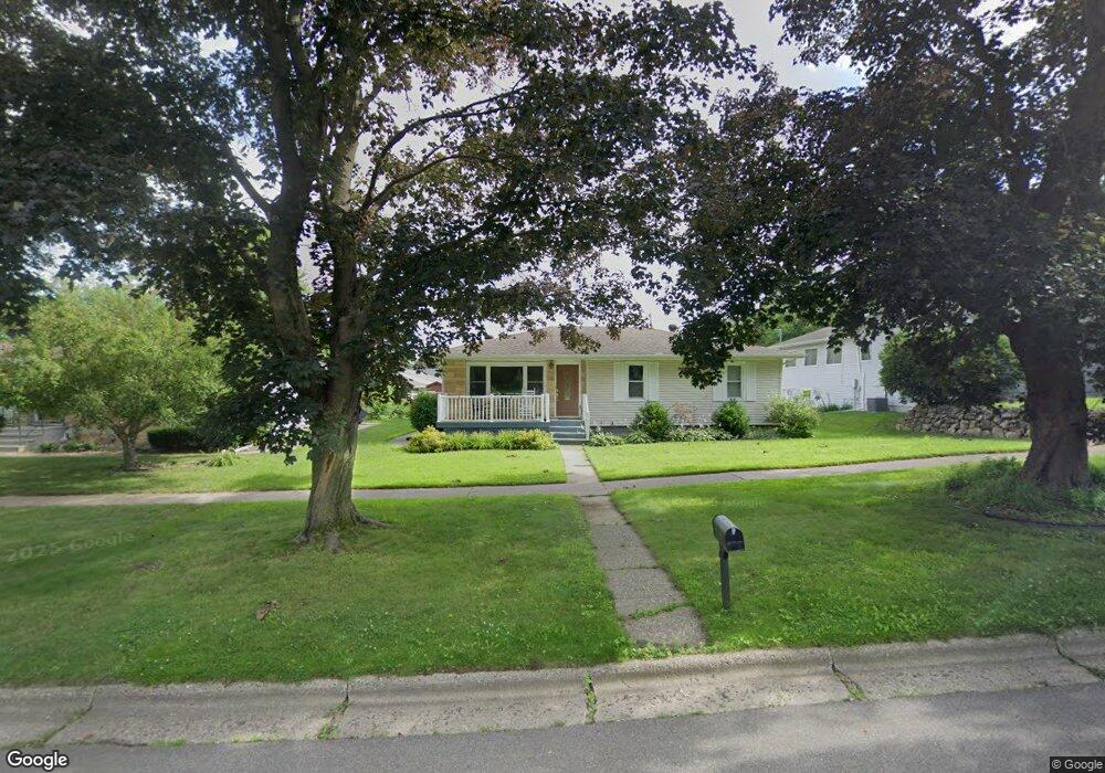 623 Main St, La Crescent, MN 55947 - photo 1