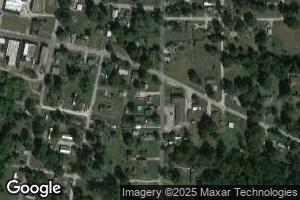 14 S State St, Shelburn, IN 47879