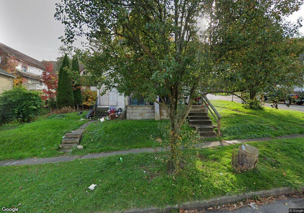 1217 Eagle St, Franklin, PA 16323 - photo 1