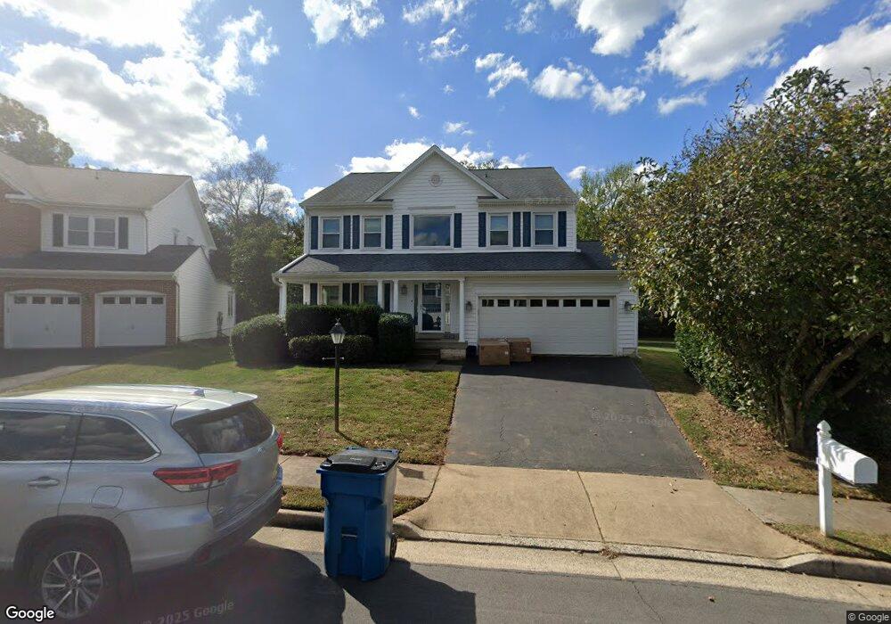 13728 Rosetree Ct, Chantilly, VA 20151 - photo 1