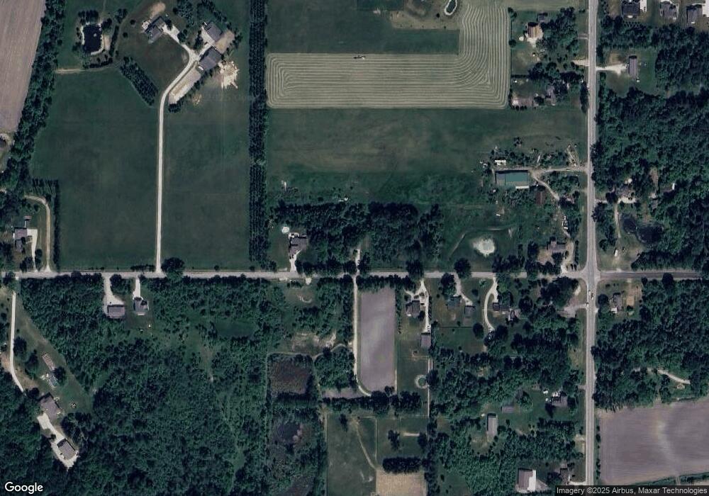 2911 E Siebert Rd, Midland, MI 48642 - photo 1