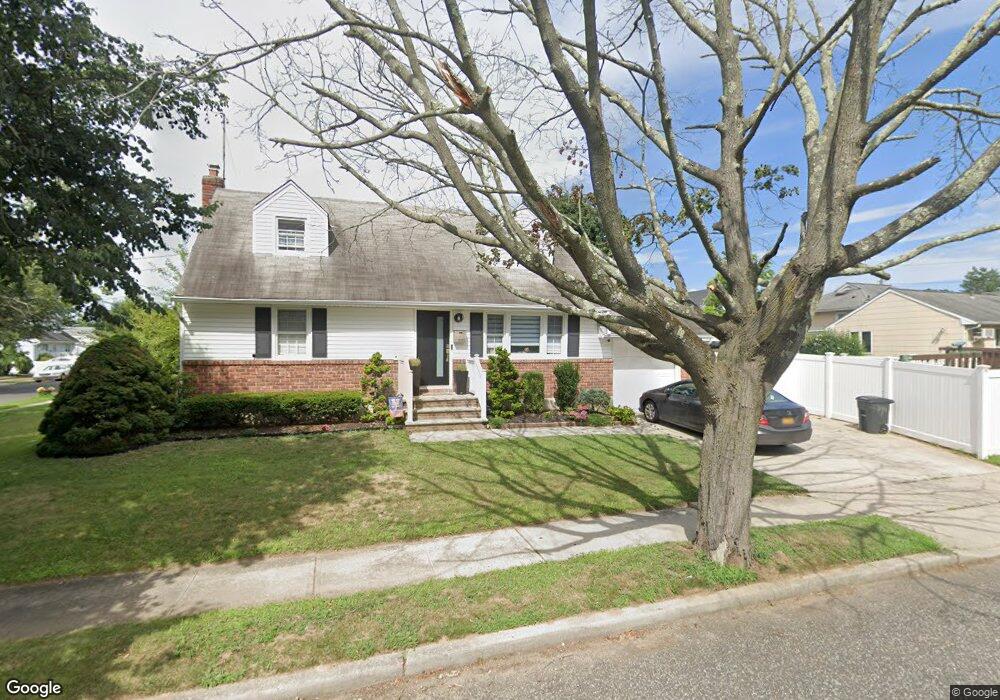 2390 Lefferts Place, Bellmore, NY 11710 - photo 1