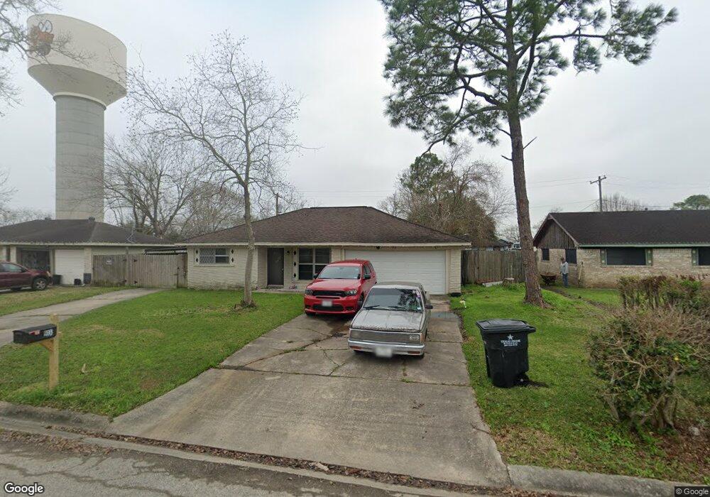 913 Midas Ln, Alvin, TX 77511 - photo 1