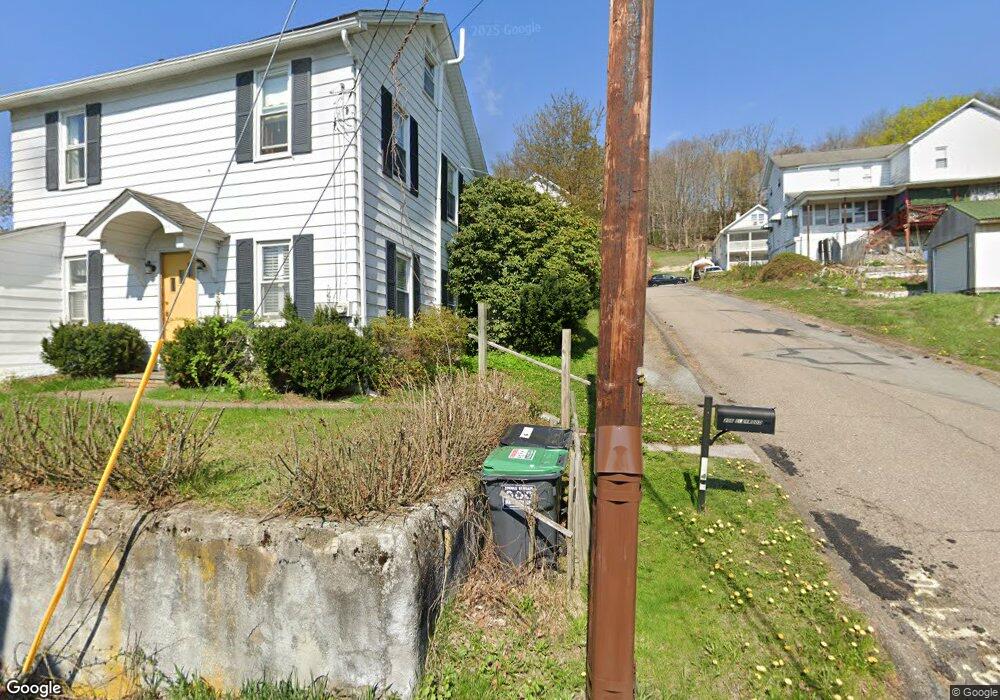 220 Gorham Ave, Mayfield, PA 18433 - photo 1