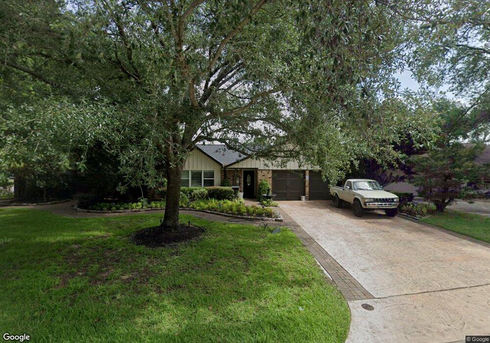 8530 Merlin Dr, Houston, TX 77055 - photo 1