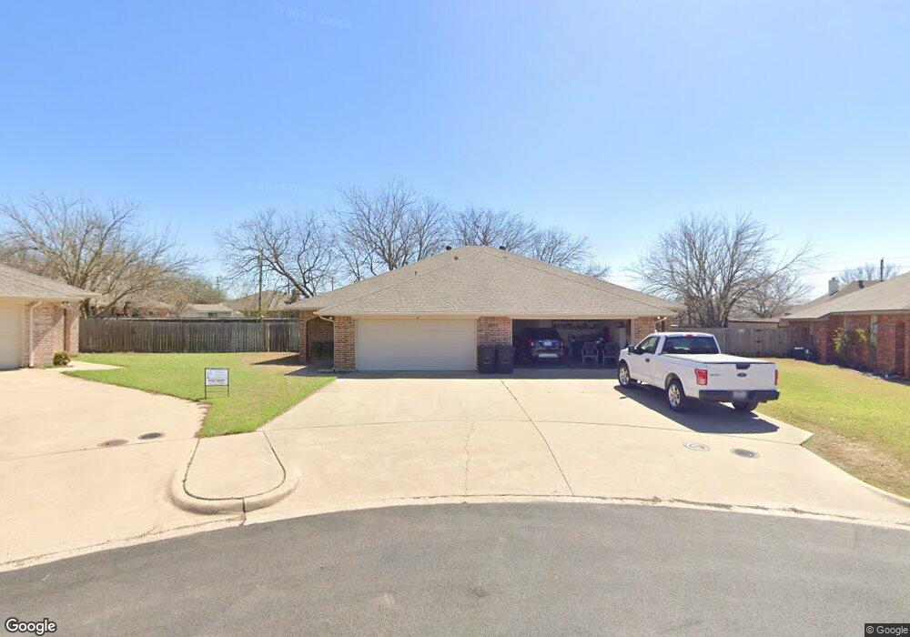 1503 Karen Ct, Cleburne, TX 76033 - photo 1