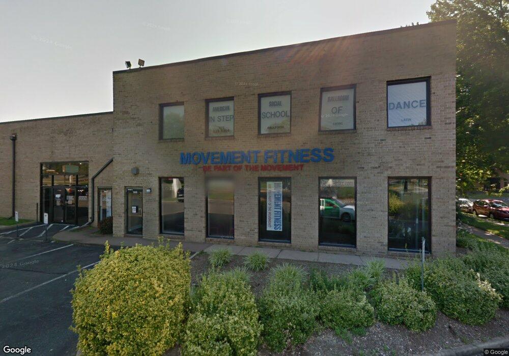 3895 Pickett Rd, Fairfax, VA 22031 - photo 1