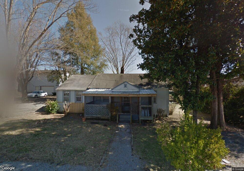 514 Oldham St, Pigeon Forge, TN 37863 - photo 1