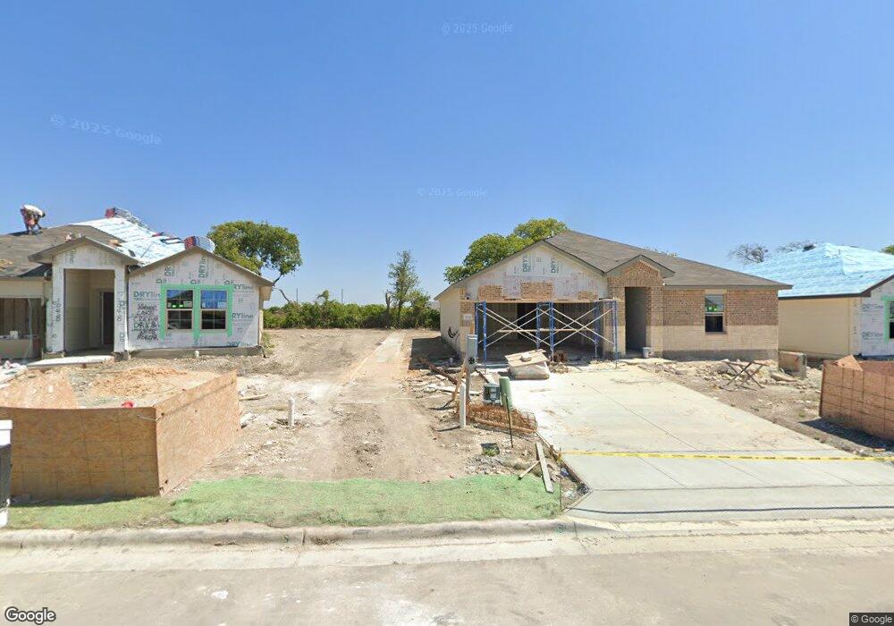 1036 Oxford Ln, Troy, TX 76579 - photo 1