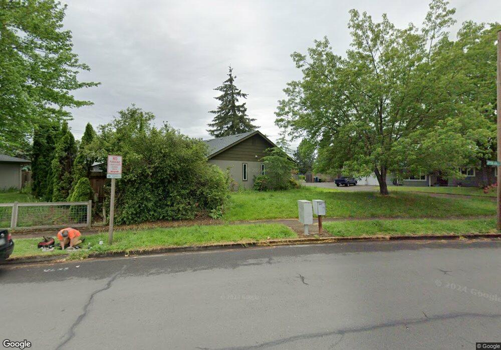 2440 Jeppesen Acres Rd, Eugene, OR 97401 - photo 1