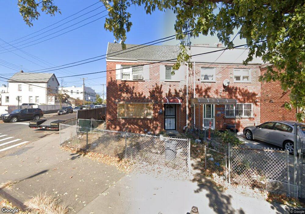 699 Conduit Blvd, Brooklyn, NY 11208 - photo 1