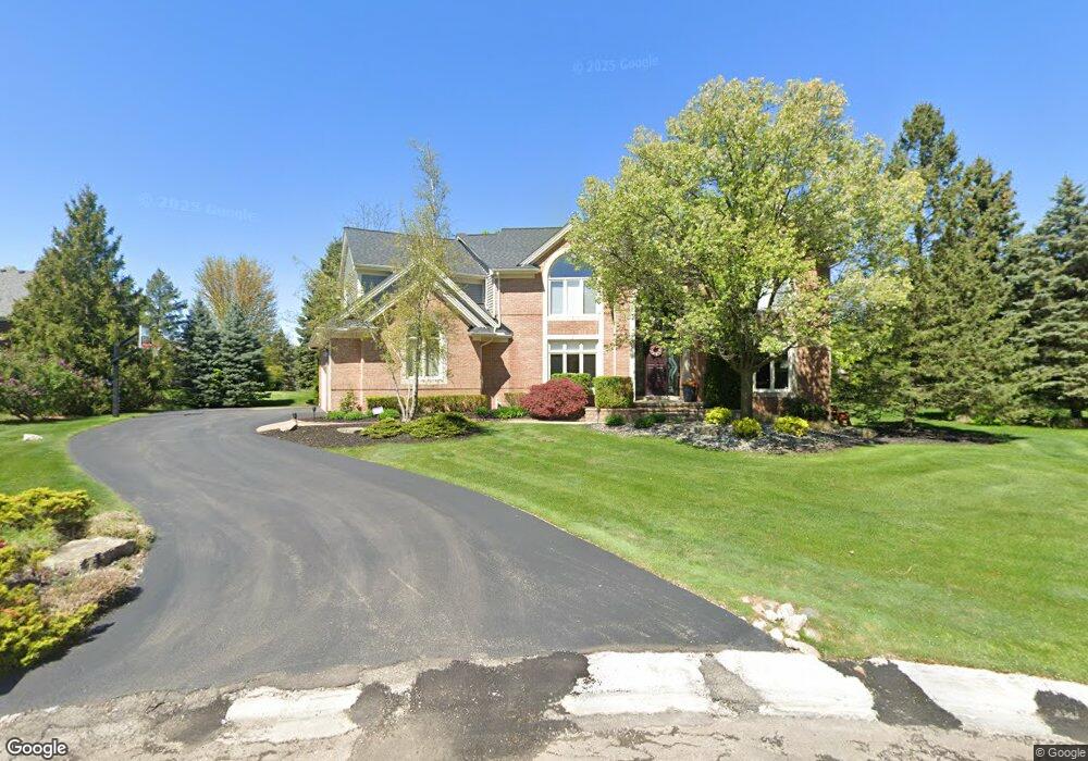 2621 Sequoia Ct, Bloomfield Hills, MI 48304 - photo 1